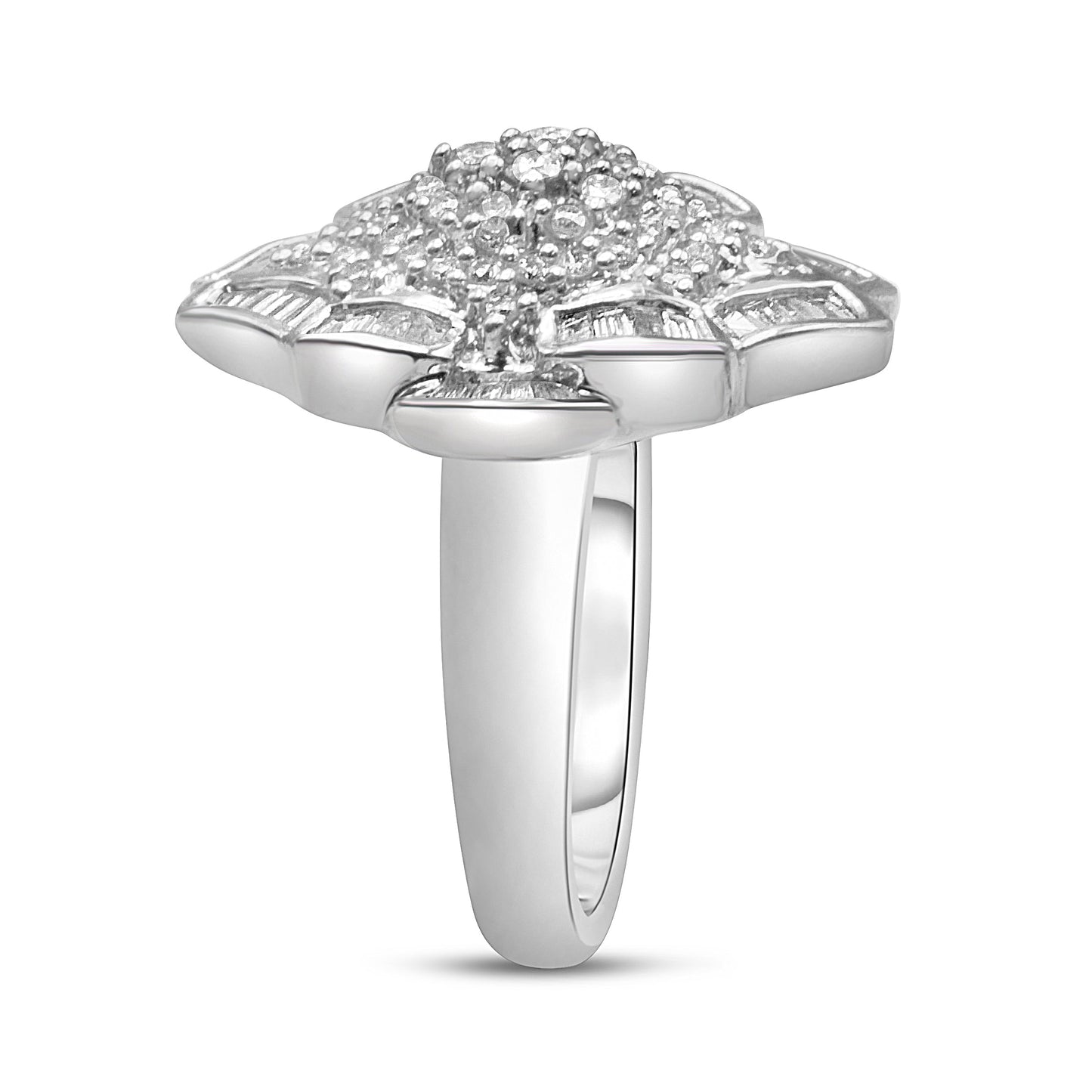 Anillo de racimo de diamantes redondos y talla baguette de oro blanco de 14K y 7/8 ct (color H-I, claridad SI2-I1) - Talla 7