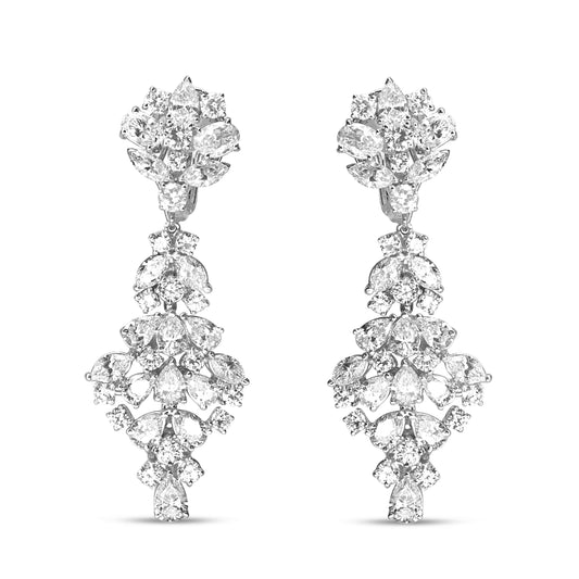 Pendientes de clip colgantes de oro blanco de 18K con racimo de diamantes de 9 1/2 quilates (color F-G, claridad VS1-VS2)