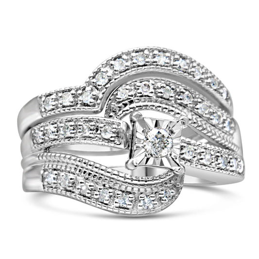 Conjunto de anillo de compromiso y boda de plata de ley .925 con diseño entrecruzado de diamante redondo de 1/3 Cttw (color H-I, claridad I1-I2) - Talla 7