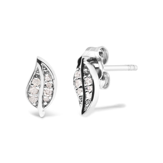 Aretes de hoja de plata de ley .925 con acento de diamante
