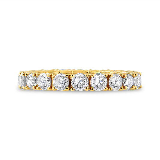 Anillo de eternidad de oro amarillo de 14K con diamantes redondos de 2,00 CT engastados en garras compartidas (Color J-K, Claridad VS1-VS2) - Talla de anillo 6.75
