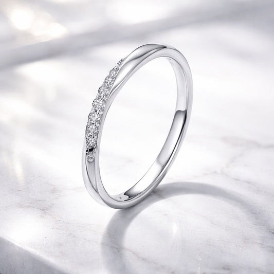 Anillo de Plata Fina 925 con Circonitas Engastadas y Baño de Platino Talla 6 para Mujer