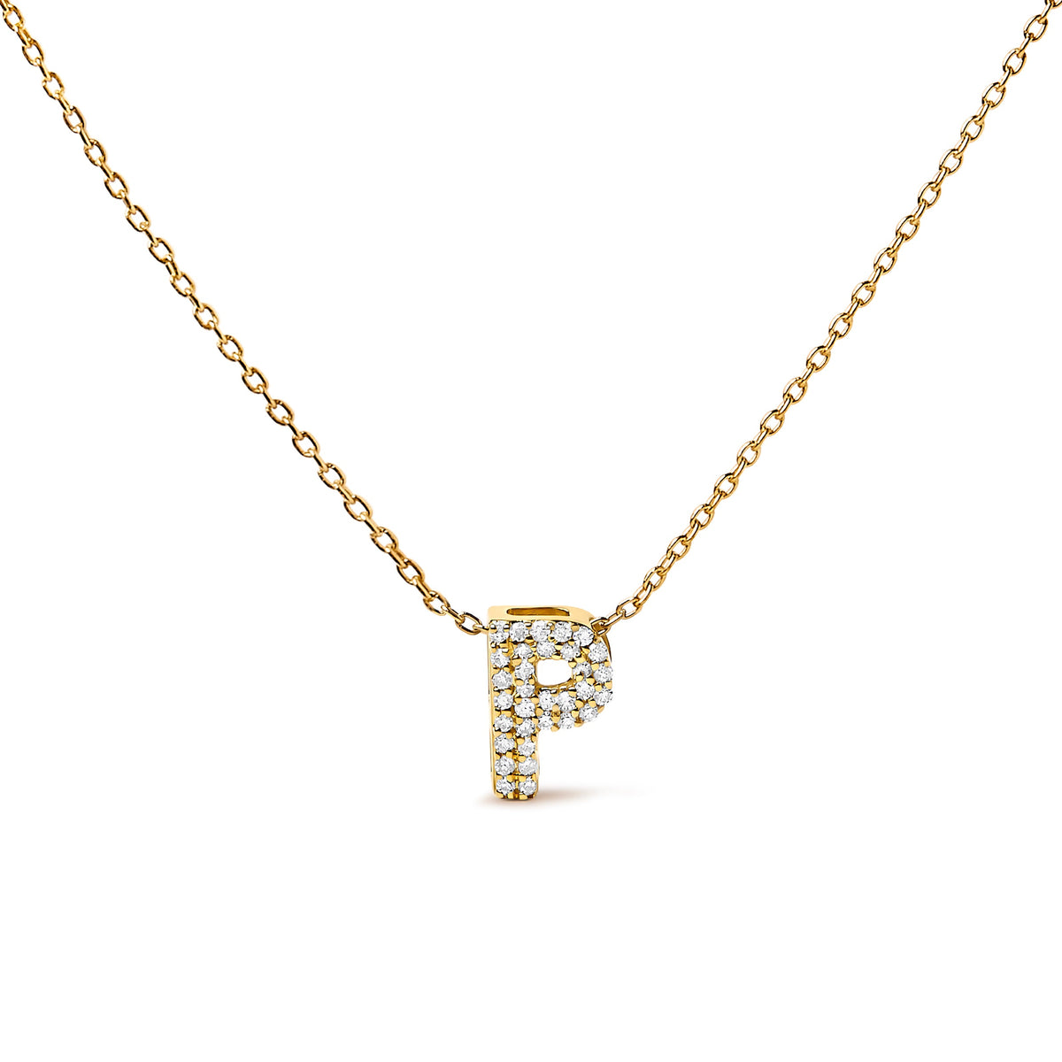 Collar con colgante de burbuja con inicial "A" y acento de diamantes en oro blanco de 10K