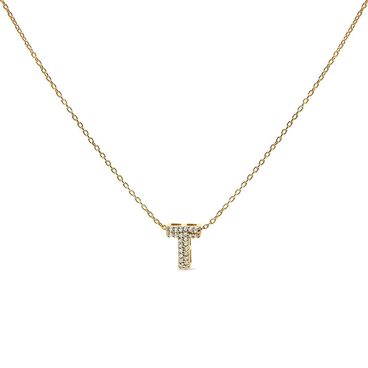 Collar con colgante de burbuja con inicial "A" y acento de diamantes en oro blanco de 10K