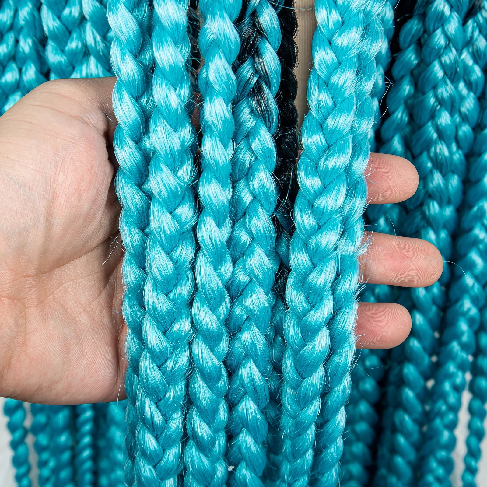 32" Triangle Knotless Box Braids Wig | KIMA Full Lace Front Braided Wig | Transparent Lace | Synthetic Braids