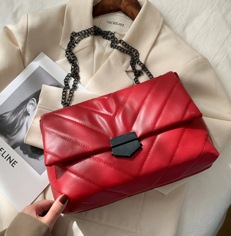 Luxury Chains Shoulder Bag For Women | PU Leather Flap Armpit Bag | Simple Crossbody Bag Designer Messenger Bag Lady Handbag (Bolso) Luxegan