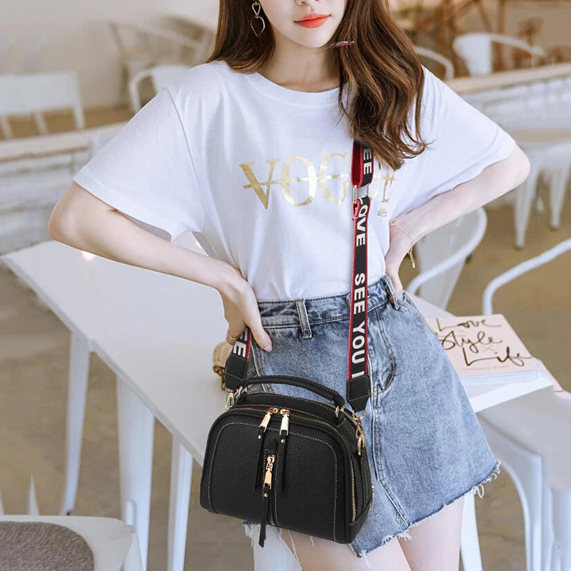 Fashion Stitching Shoulder Bag for Women | PU Leather Luxury Crossbody Bag with New Chains (Square Bag, Lady Purse) Luxegan
