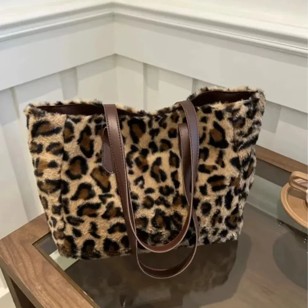 Winter Fashion Leopard Print Plush Women's Bags | Versatile Casual Trendy Premium Texture Large Capacity Shoulder Handbag Luxegan