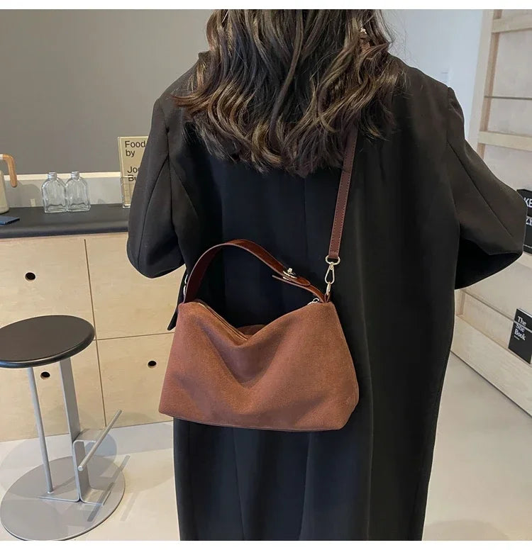 Women’s High-Capacity PU Shoulder Bag | Solid Sewing Thread Quilted Fashion Tote | Simple Luxury Handbag with Sequined Accents and Secure Zipper Luxegan