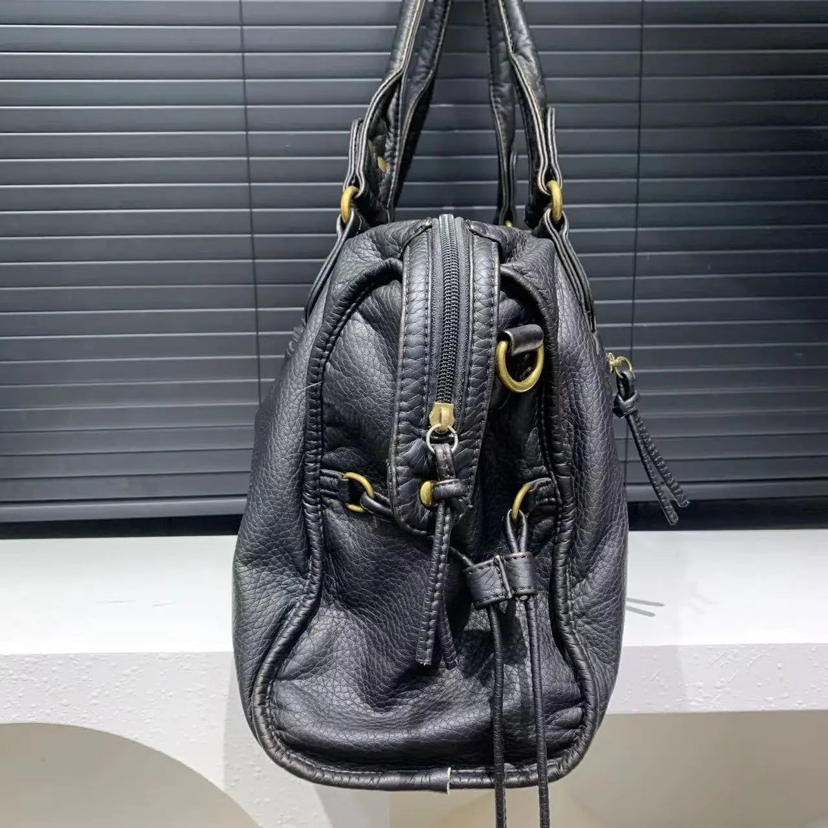 Y2K Spicy Girl Washed Leather Motorcycle Bag | Vintage Soft PU Leather Shoulder Bag | Large Capacity Hip-Hop Crossbody Tote with Multi-Pocket Detail Luxegan