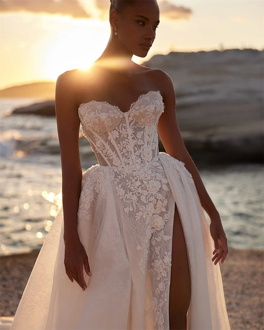 Encantador Vestido de Novia con Escote en V y Aplicaciones de Encaje, Corte en A, Abertura Lateral, Cola Barrida, Hecho a Medida 2025 Vestido de Novia;