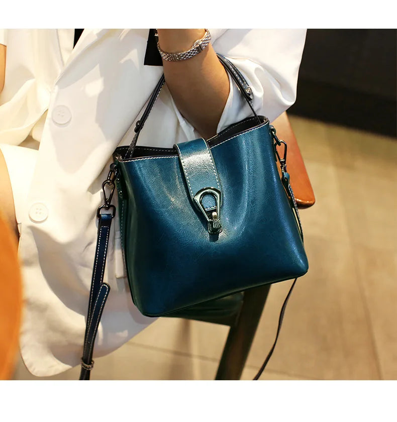 100% Genuine Leather Women's Handbag | Crossbody Bag, Ladies' Retro Shoulder Bag, Commuter & Shopping Bag