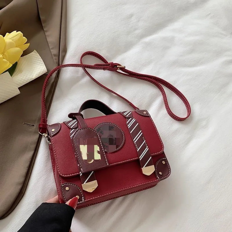 Magic Academy Style Cambridge Bag | Handheld British Postman Crossbody | Vintage Baguette Shoulder Bag with Scholarly Charm Luxegan