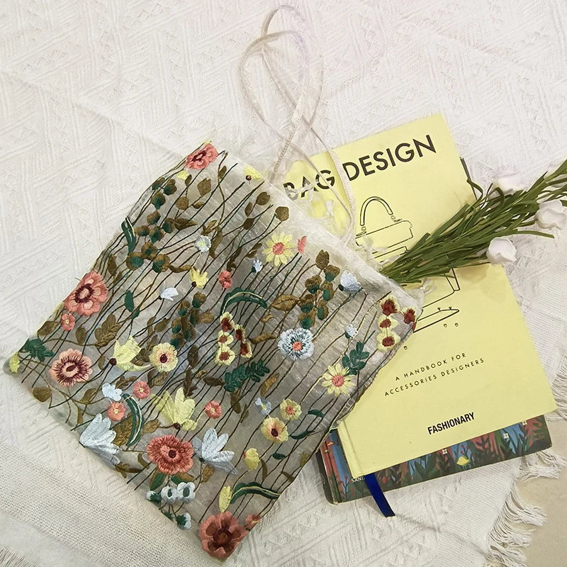 Hot Selling European And American Fashion Bag | New Mesh Full Hand Embroidered Flower Shoulder Bag & Lace Tote Luxegan