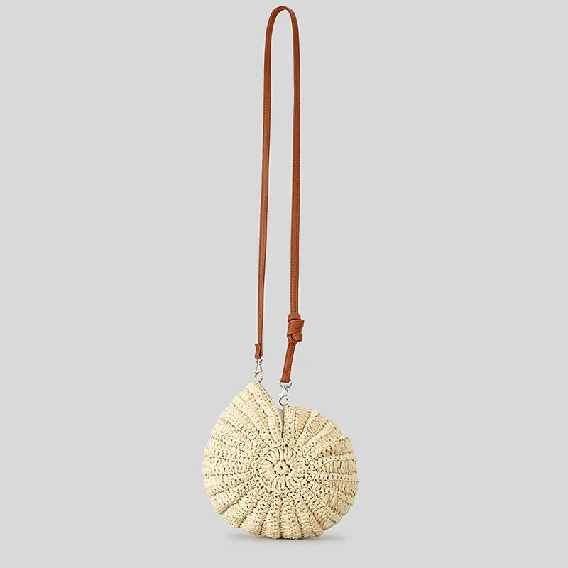 Crochet Conch Shell Bag | Elegant Pearl Chain Crossbody Purse Luxegan