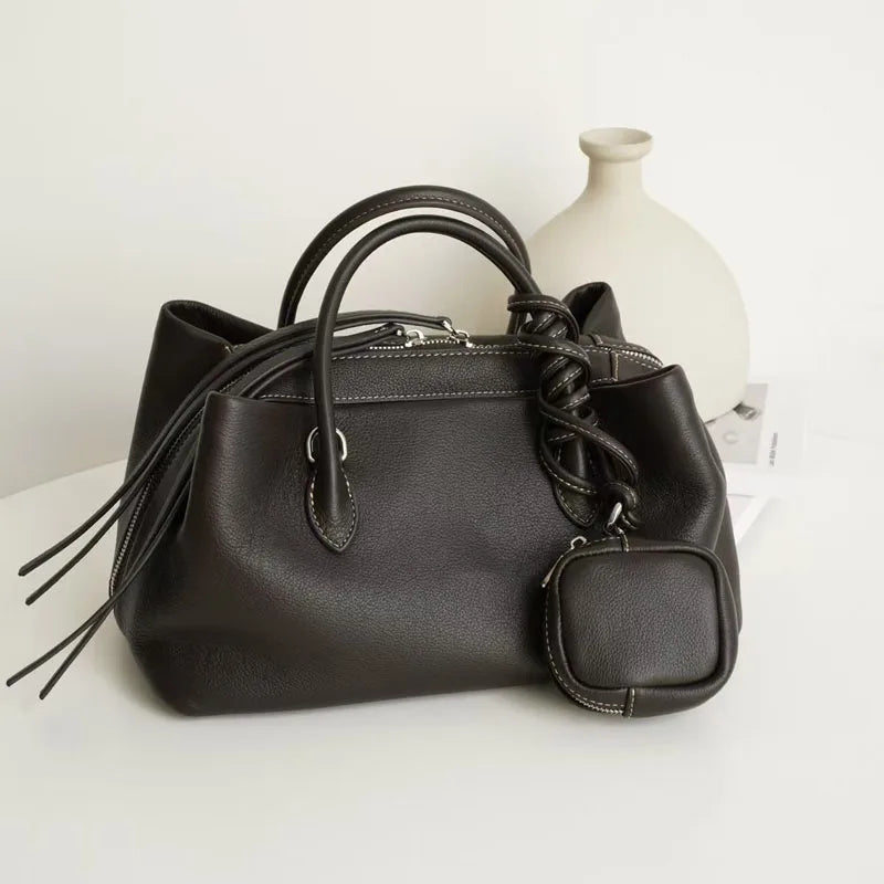 Vintage Top Layer Cowhide Handbag | Large Capacity Genuine Leather Shoulder Bag | New Designer Women’s Crossbody | Versatile Soft Leather Casual Tote Luxegan