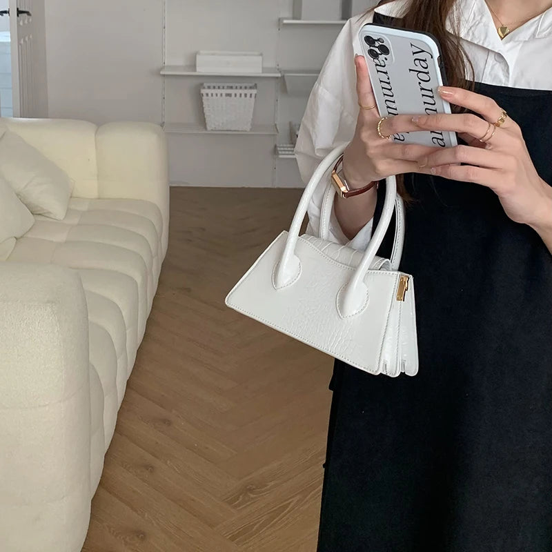 Fashion Small Square Women’s Clutch | Luxury Crocodile Pattern Messenger Bag | Simple Ladies’ Shoulder Crossbody Purse with Secure Hasp Luxegan