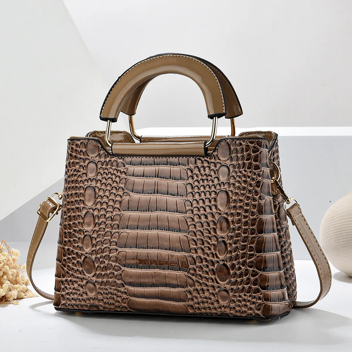 High-Quality Leather Luxury Handbags | Designer Women's Crossbody & New Shoulder Bags Luxegan