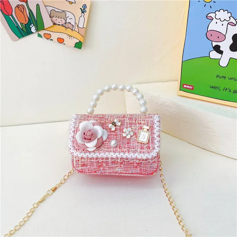 Sweet Cute Cartoon Princess Children's Shoulder Bag | Lovely Flower Girls' Handbag | Novel Pearl Handheld Mini Bag | Fashionable Shell Shape Kids' Crossbody (Model z122813) Luxegan