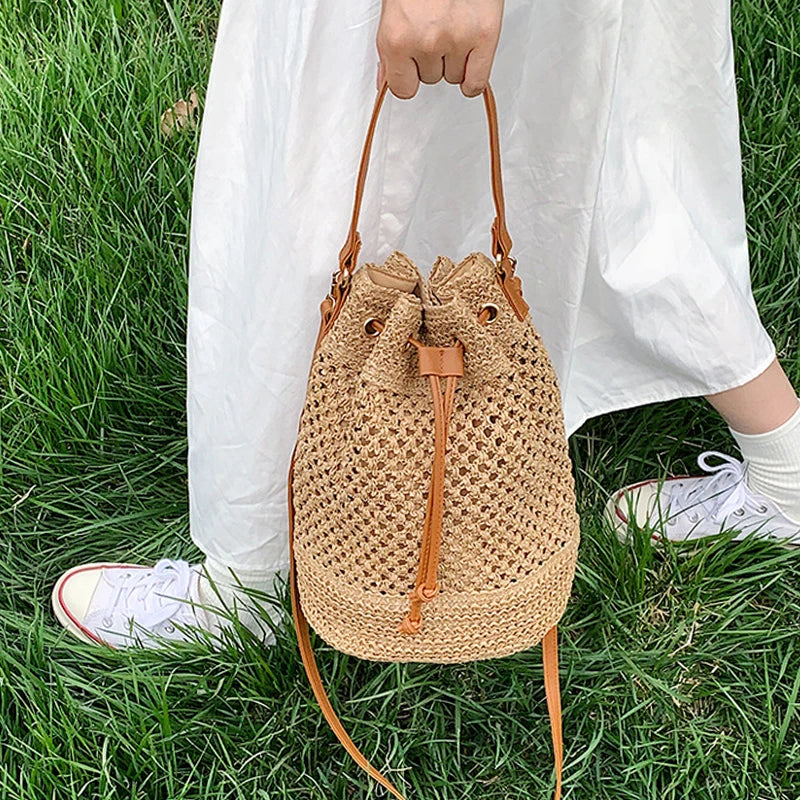 Simple Straw Bucket Bag for Women | Woven Handmade Shoulder Bag & Drawstring Crossbody Bag (Rattan Beach Bag for Girls & Travel Purse) Luxegan