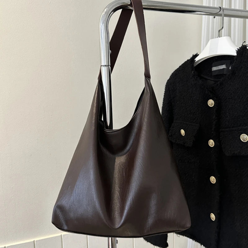 Vintage Soft PU Leather Ladies Shoulder Bag | Commuter Large Handbag & Women's Versatile Tote Underarm Bag (Quality Design)