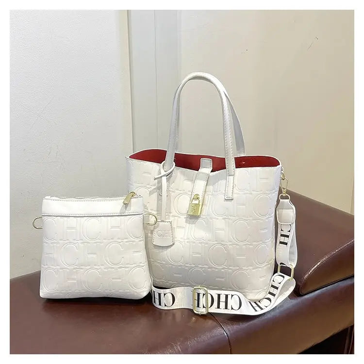 Women's New Large-Capacity Bucket Bag | Winter Fashion Letter Printing Temperament Versatile Messenger Bag Luxegan