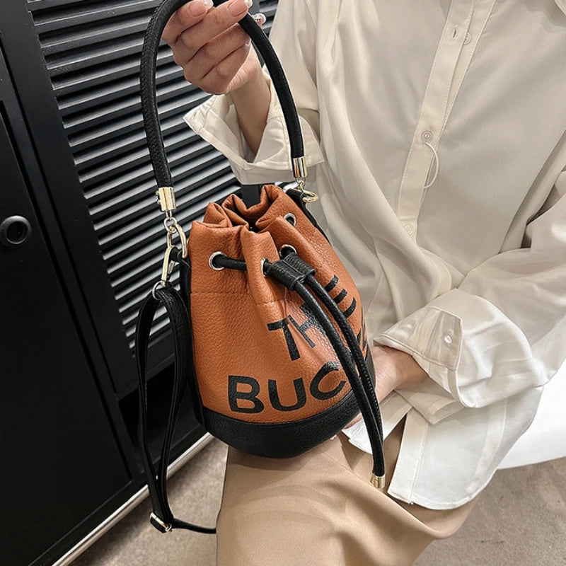 New Fashion Women's Bucket Bag Trend | Brand Casual Versatile Shoulder Bag & High-end Classic Crossbody Bag (Designer Luxury Handbag) Luxegan