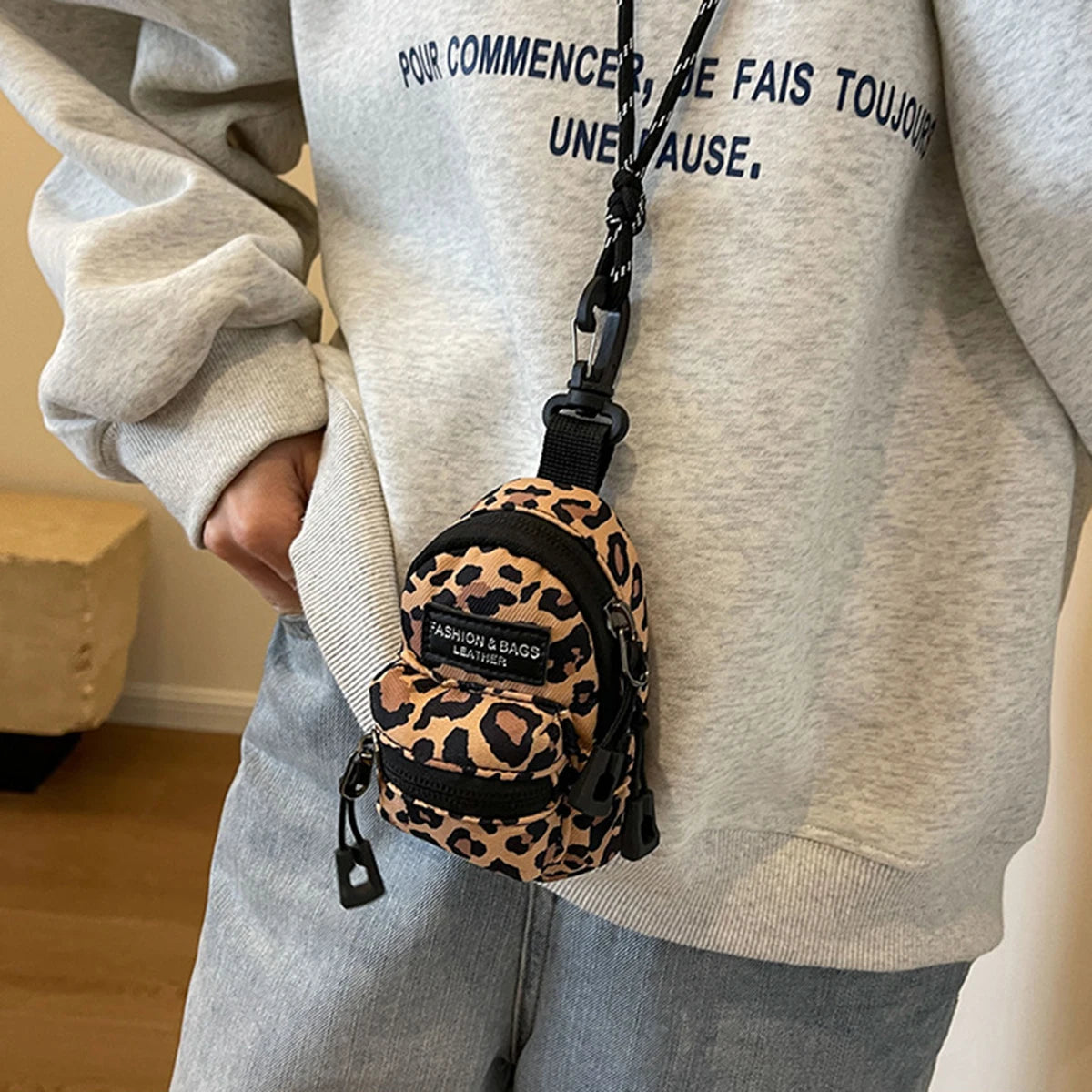 Fashionable Korean-Style Outdoor Coin Purse Luxegan