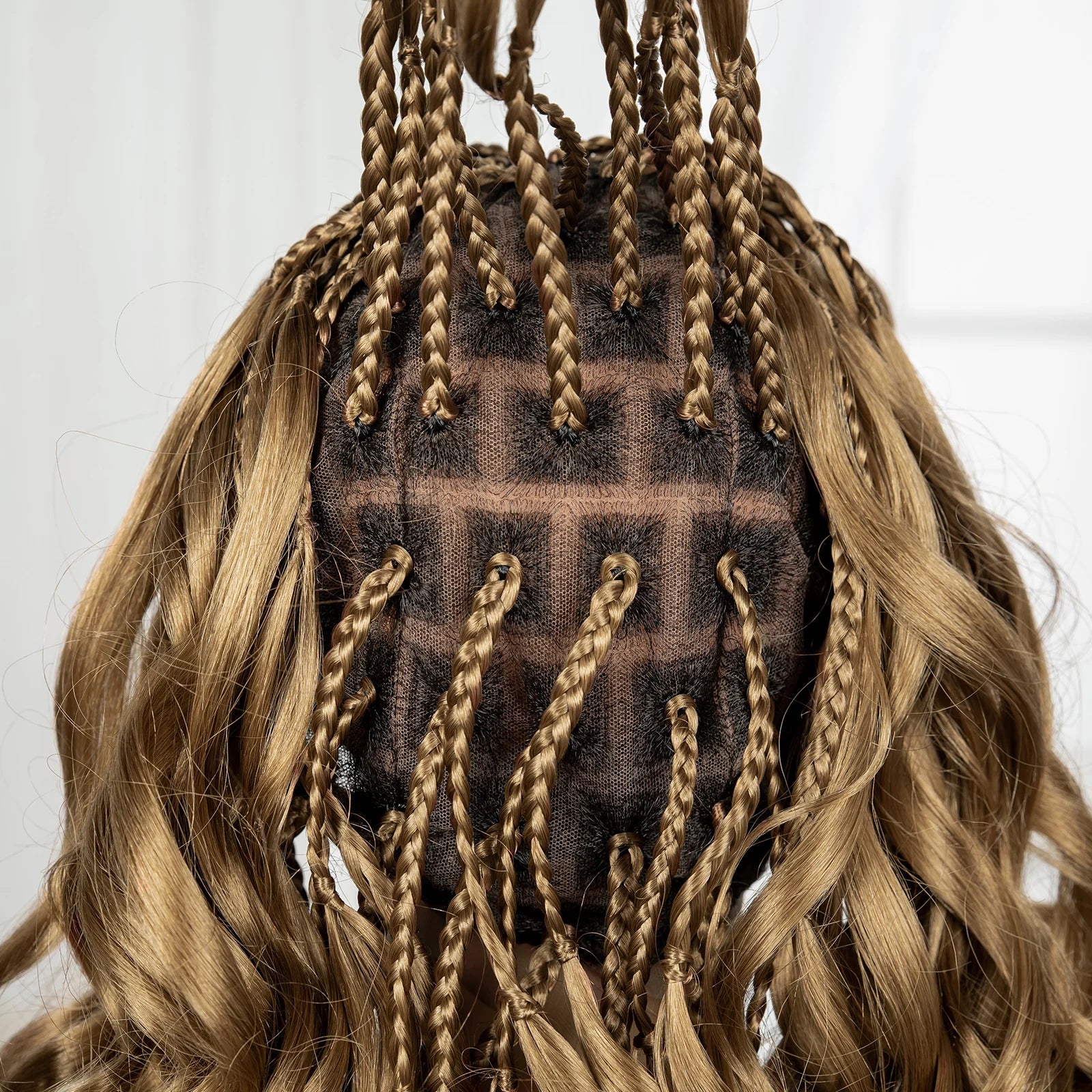 18" Bouncy Wavy Knotless Braids Wig | Full Lace | Bangs | Baby Hair Luxegan