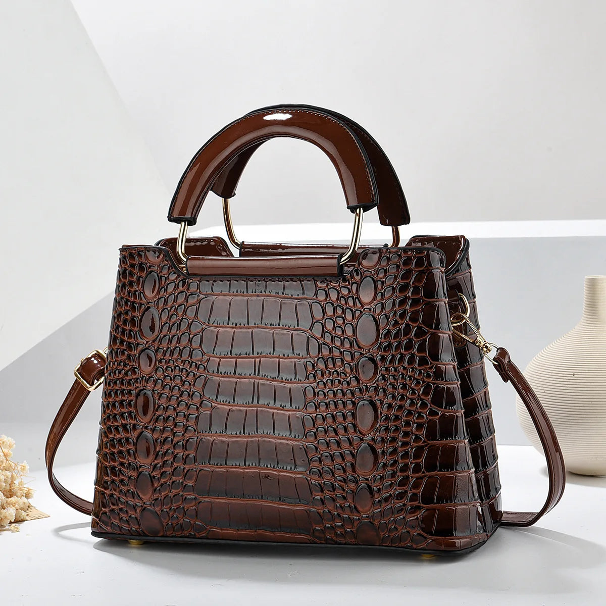 High-Quality Leather Luxury Handbags | Designer Women's Crossbody & New Shoulder Bags Luxegan