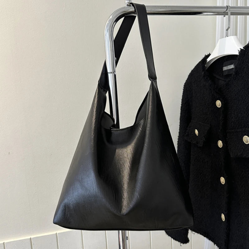 Vintage Soft PU Leather Ladies Shoulder Bag | Commuter Large Handbag & Women's Versatile Tote Underarm Bag (Quality Design)
