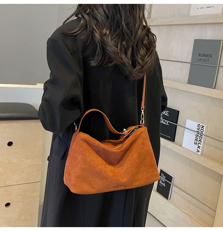 Women’s High-Capacity PU Shoulder Bag | Solid Sewing Thread Quilted Fashion Tote | Simple Luxury Handbag with Sequined Accents and Secure Zipper Luxegan