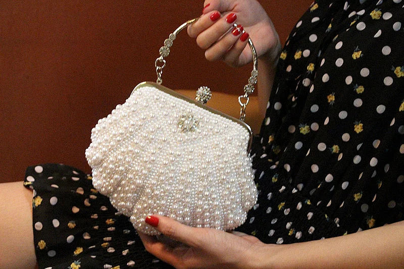 New Shell Pearl Rhinestone Dinner Bag | Sophisticated "Bride Dress" Silhouette | Elegant Banquet Small Diagonal Bag | "Dignified" High-Performance Beaded Essential for Radiant Versatile Styling Luxegan