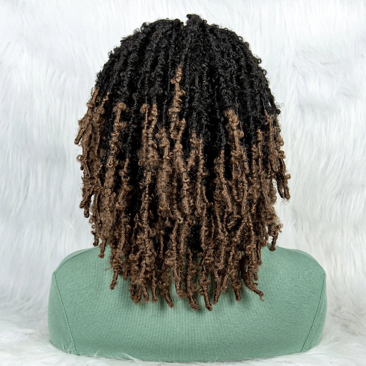 KIMA Pelucas trenzadas sintéticas de 14 pulgadas Peluca frontal de encaje Pelucas trenzadas 9x6 Trenzas de caja sin nudos con pelo de bebé para mujeres negras