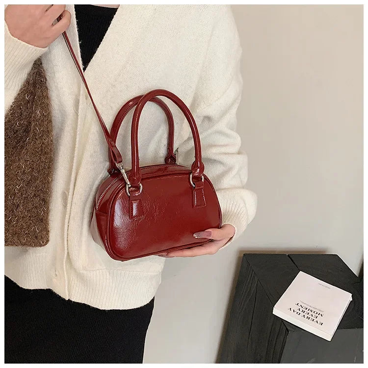 Retro Small Bag | New Autumn/Winter Messenger & Square Sling Bag Luxegan