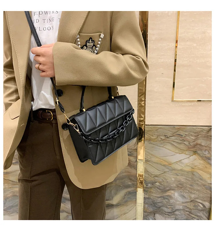 Solid Plaid Crossbody Bag For Women | Chain Decor Fashion Shoulder Bag | Ladies Flap Handbag for Daily Use Luxegan