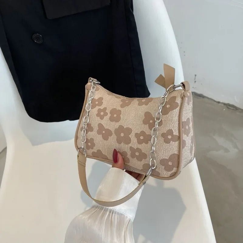 Fashion Casual Felt-Style Shoulder Bag | Small Underarm Handbag for Women | Versatile Oxford Crossbody & Messenger Bag | Minimalist Solid Color Daily Tote Luxegan