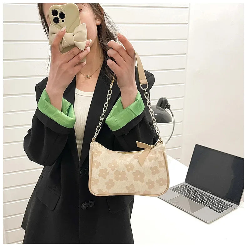 New Fashion Felt Shoulder Bag for Women | Small Casual Underarm Hand Crossbody Bag | Purses and Handbags Luxegan