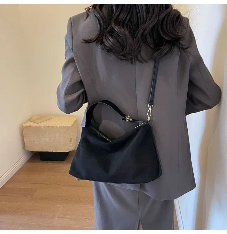 Women’s High-Capacity PU Shoulder Bag | Solid Sewing Thread Quilted Fashion Tote | Simple Luxury Handbag with Sequined Accents and Secure Zipper Luxegan