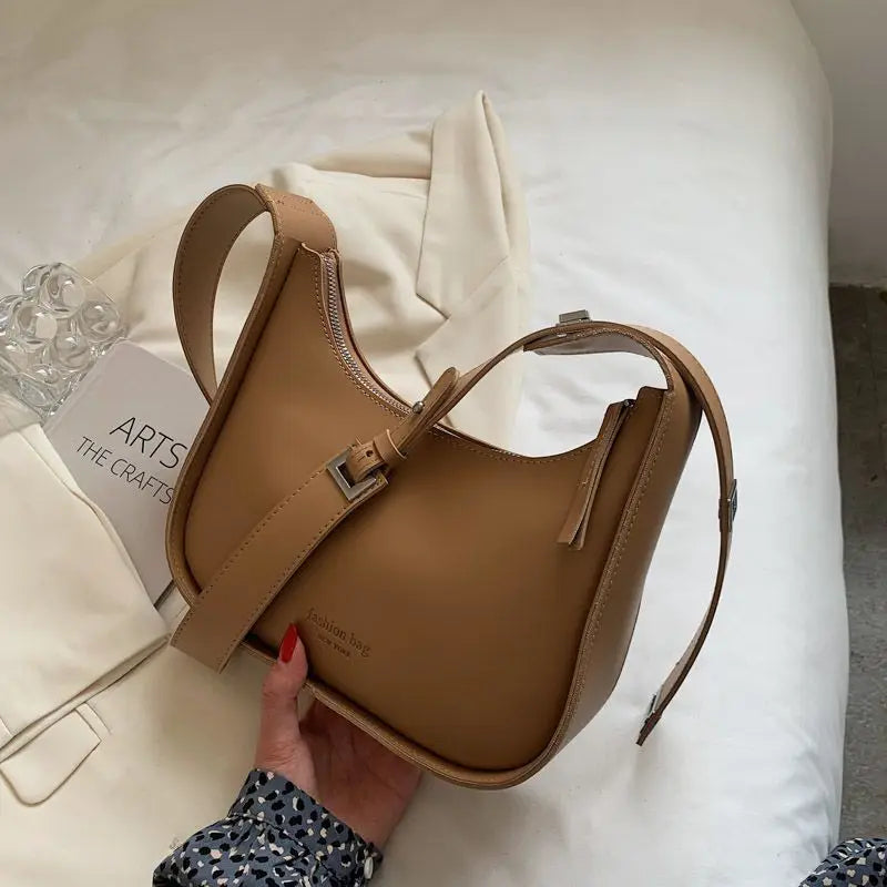 Versatile Retro Solid Color Corduroy Shoulder Bag | Fashionable HARD Crossbody Hobo Bag for Women Daily Commuting Luxegan
