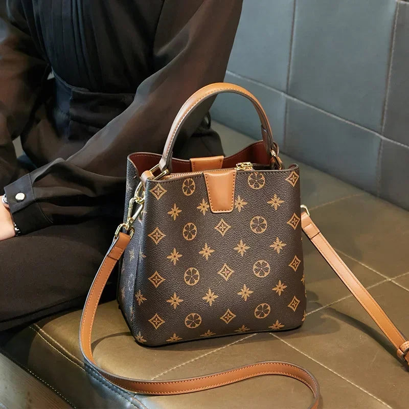 Luxury Women's Shoulder Bags | Designer Backpack & Crossbody Shoulder Purses (Handbag Women Clutch Travel Tote Bag) Luxegan