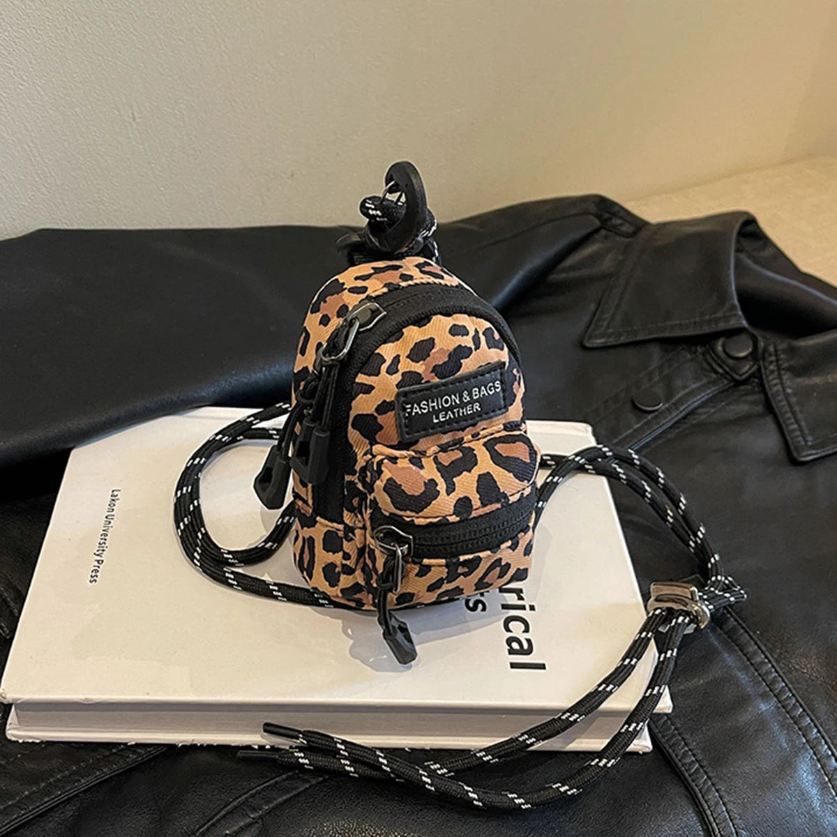 Fashionable Korean-Style Outdoor Coin Purse Luxegan