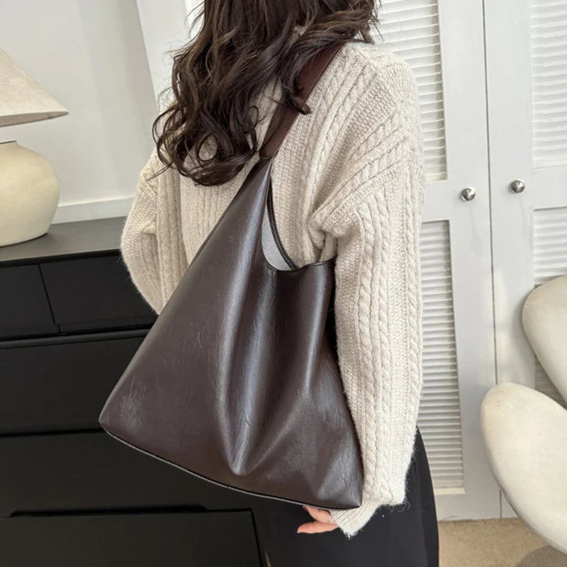 Vintage Soft PU Leather Ladies Shoulder Bag | Commuter Large Handbag & Women's Versatile Tote Underarm Bag (Quality Design)