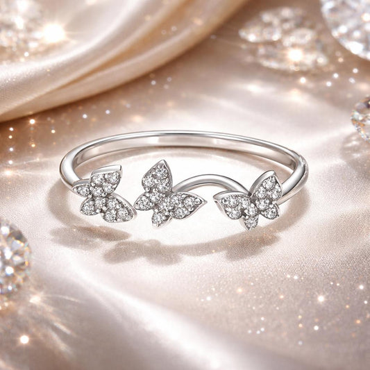 Anillo de mariposa oxidado de plata de ley 925 con pavé de circonitas cúbicas para mujer