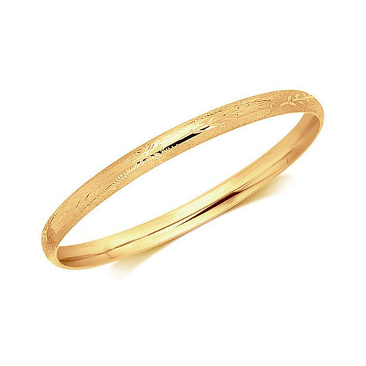 Brazalete infantil de oro amarillo de 14k estilo domo con cortes de diamante