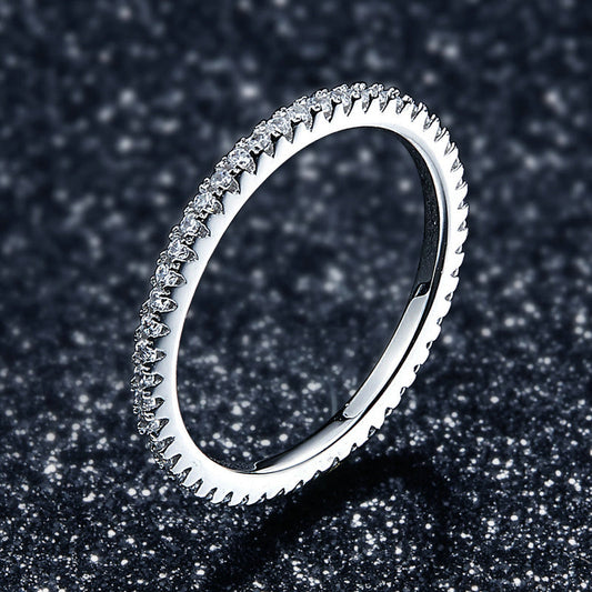 Anillo de plata de ley 925 chapado en platino con circonitas engarzadas en pavé, talla 5.0 para mujer