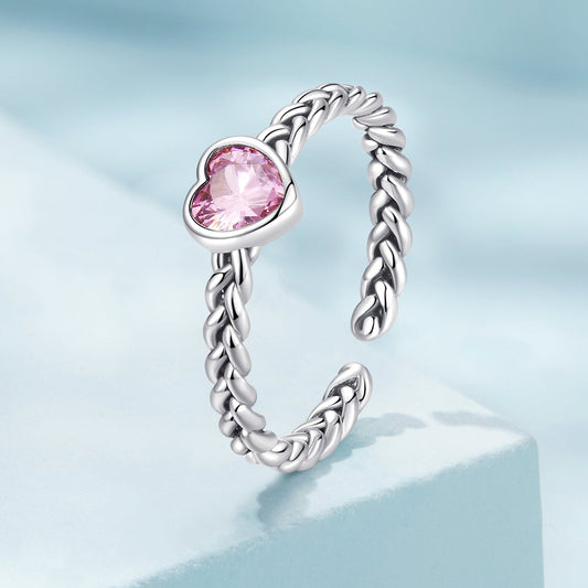 Anillo de mujer de plata de ley 925 con circonitas cúbicas y diseño de amor