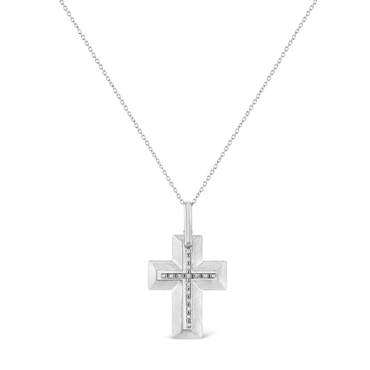Collar con colgante en forma de cruz atrevida con acento de diamante engastado en garra de plata de ley .925 de 45,7 cm (color I-J, claridad I1-I2)