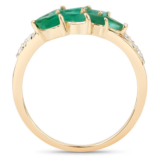 Anillo de oro amarillo de 14 quilates con esmeralda zambiana auténtica de 0,68 quilates y diamantes blancos