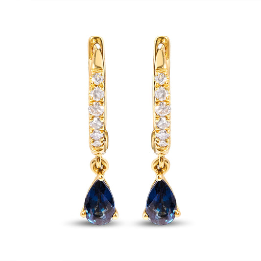 Pendientes de aro tipo Huggie con colgante de gota de zafiro azul con forma de pera de oro amarillo de 10 qt y diamantes de 1/10 ct. (color H-I, claridad I1-I2)